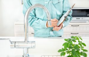 台所の水漏れにありがちな原因と修理の方法