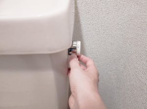 トイレの自己流節水は要注意